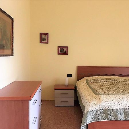 Appartamento Del Sole Ντεζεντσάνο ντελ Γκάρντα Εξωτερικό φωτογραφία