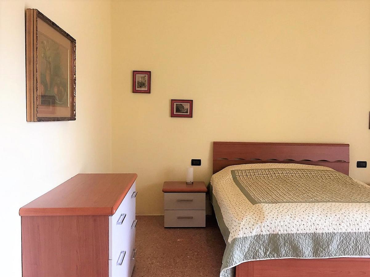 Appartamento Del Sole Ντεζεντσάνο ντελ Γκάρντα Εξωτερικό φωτογραφία