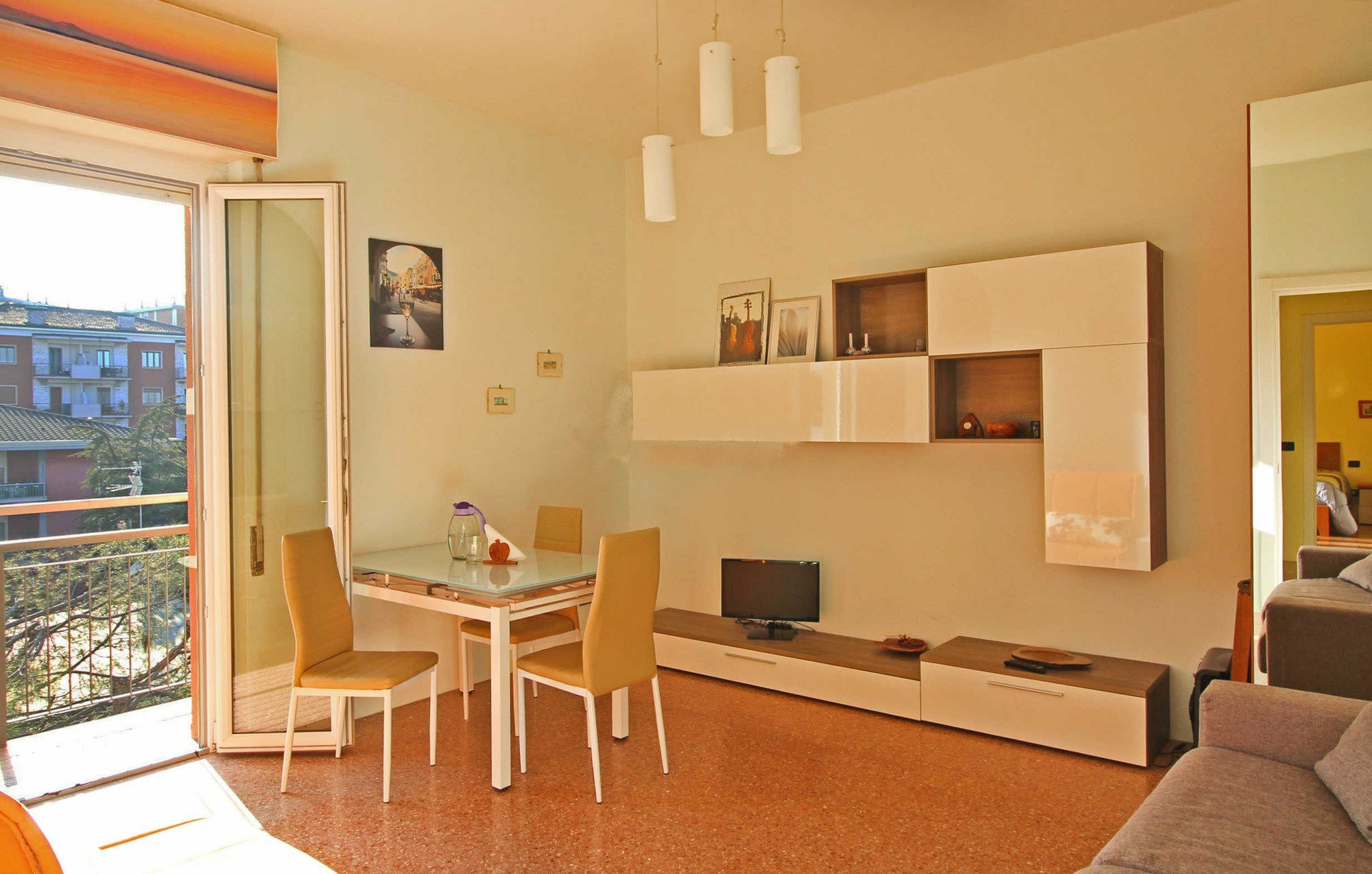 Appartamento Del Sole Ντεζεντσάνο ντελ Γκάρντα Εξωτερικό φωτογραφία